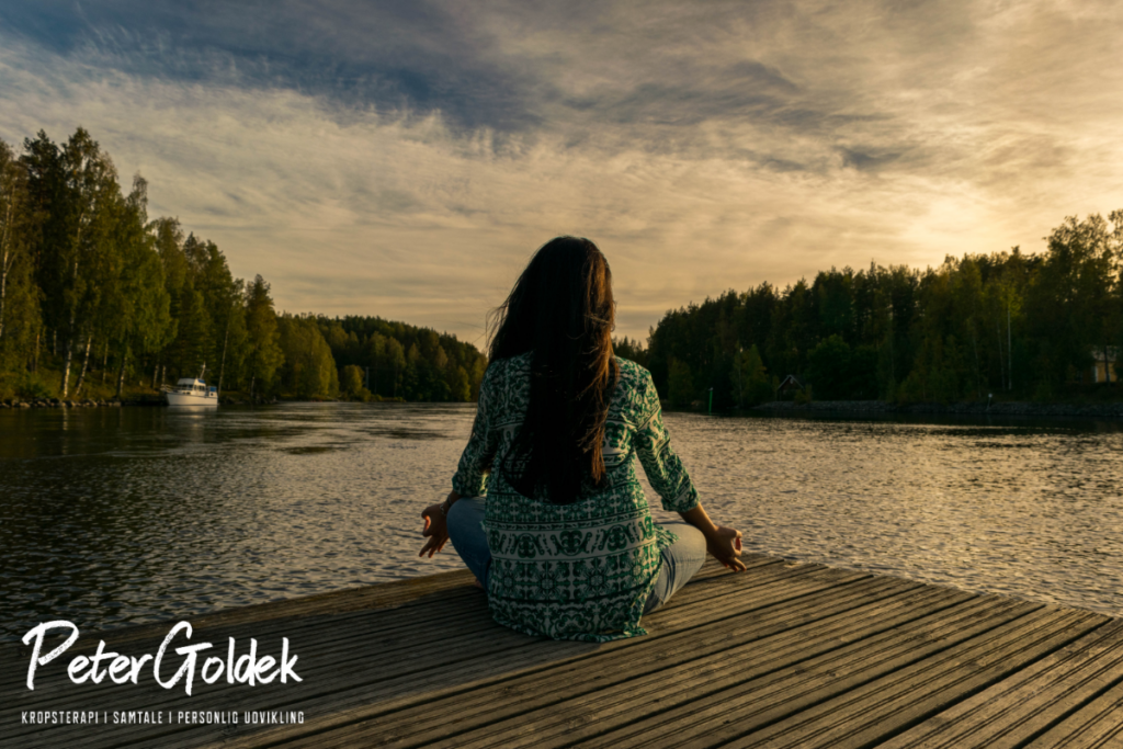 Traumer kan påvirke os dybt, både fysisk og psykisk. Med Peter Goldeks kropsterapeutiske metoder, tag skridtet mod en bedre forståelse og heling.